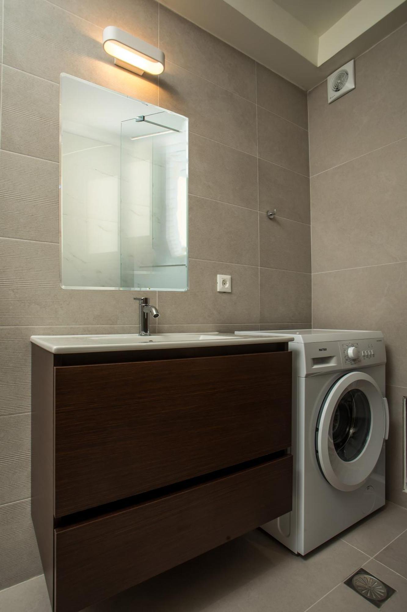 Apartment Eden's Azalea Luxury *