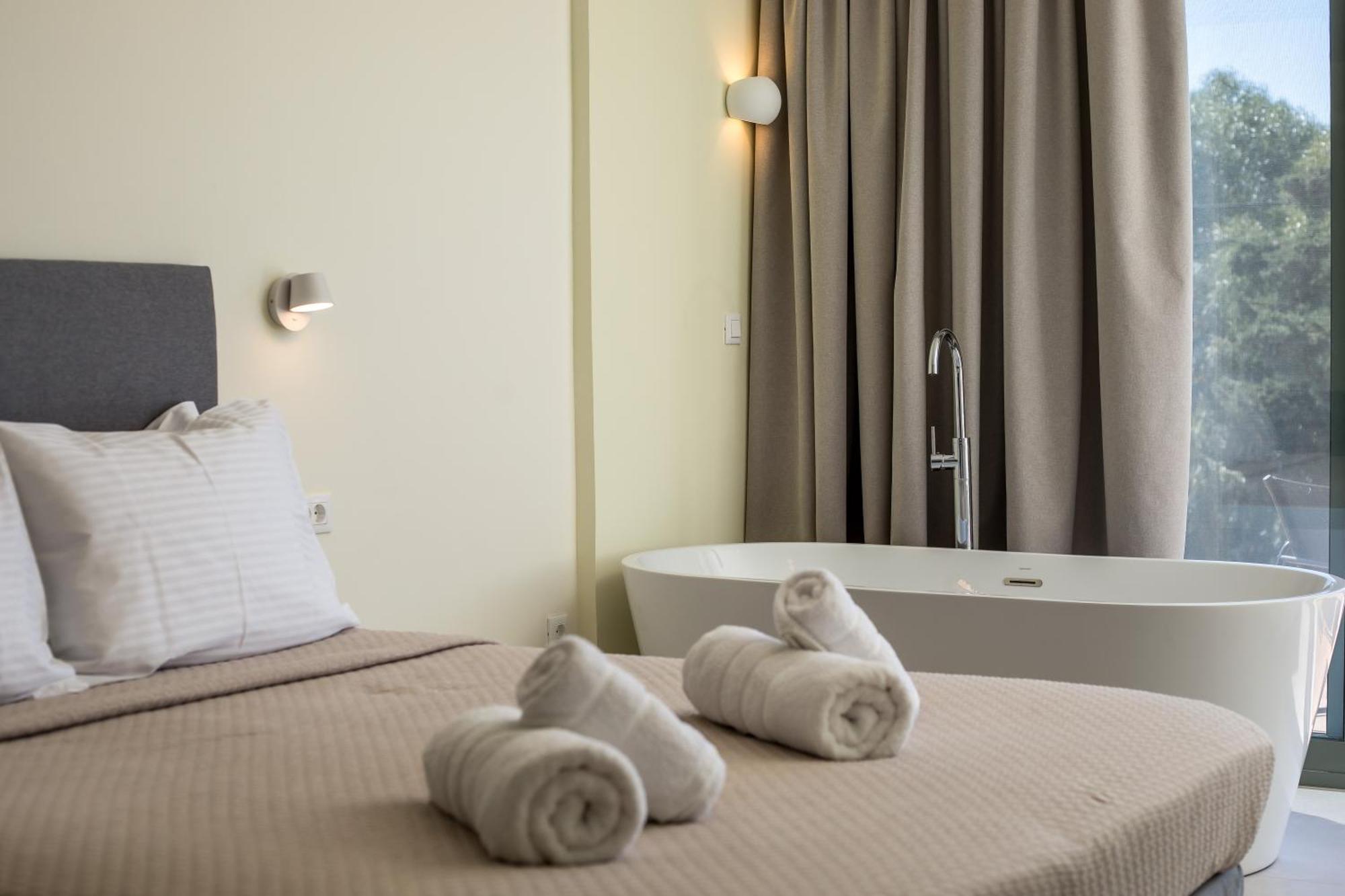 Eden's Azalea Luxury Apartment