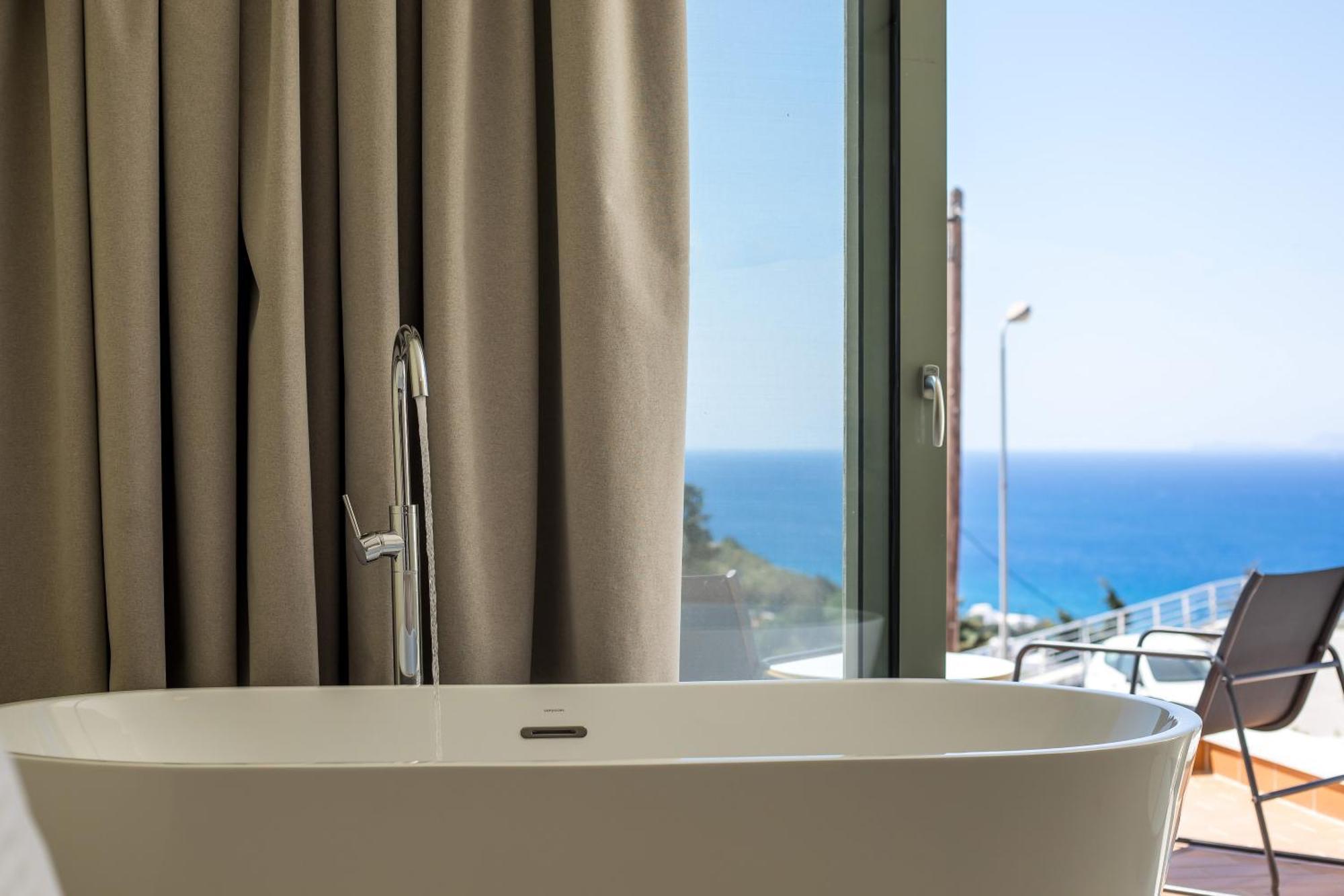 Apartment Eden's Azalea Luxury